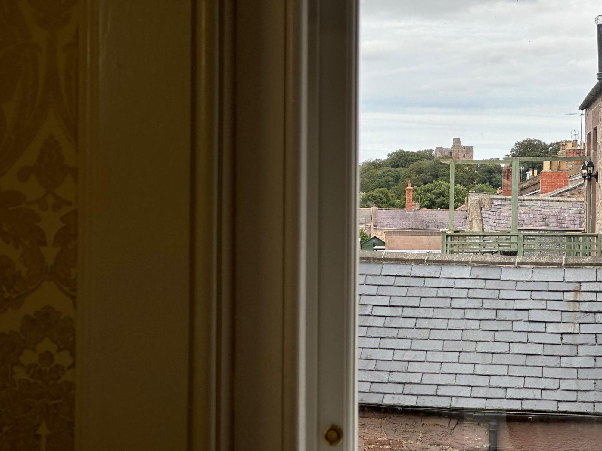 The Victoria Hotel,Bar,Bistro Norham Exterior photo